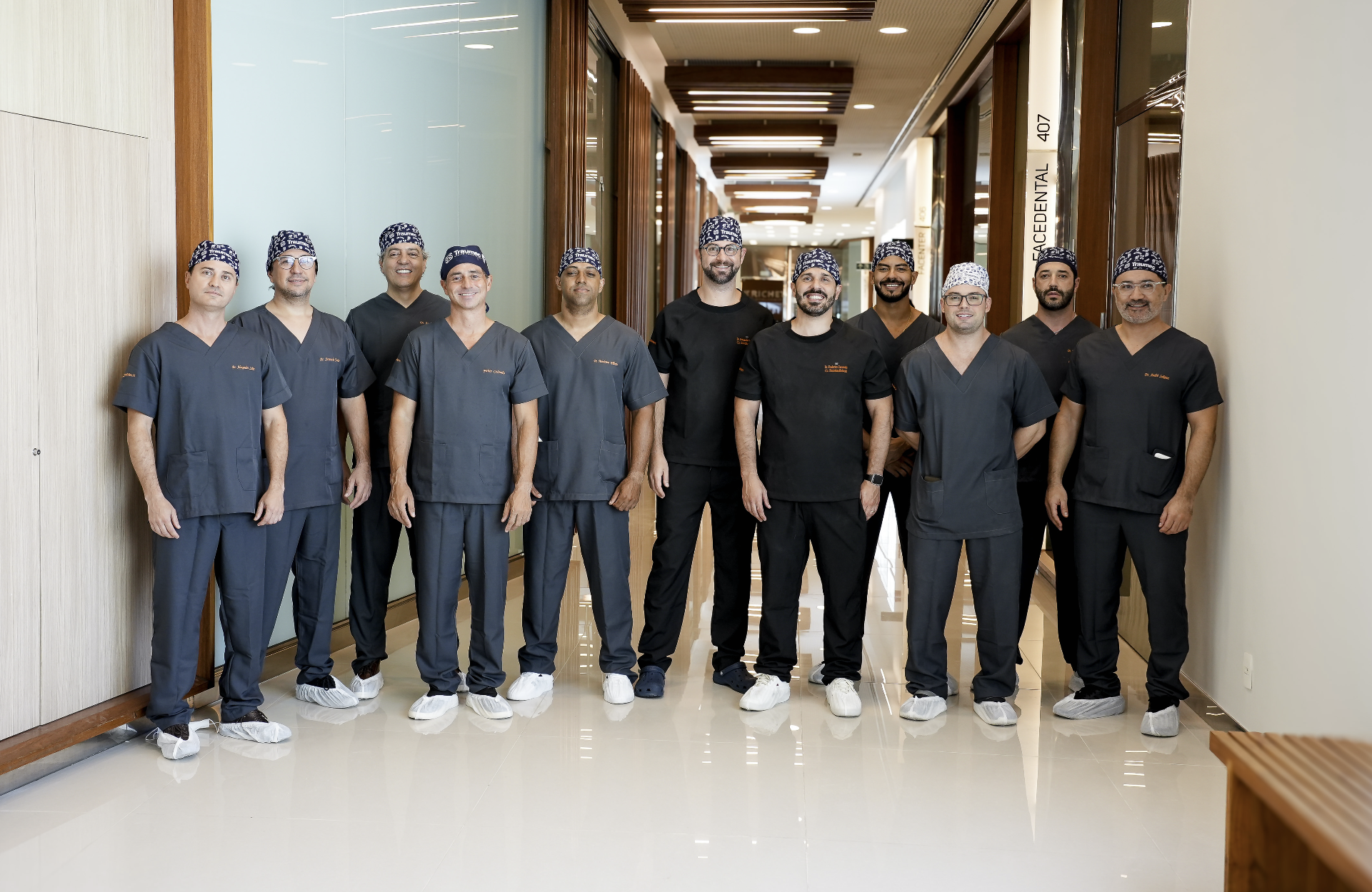Equipe em ambiente hospitalar